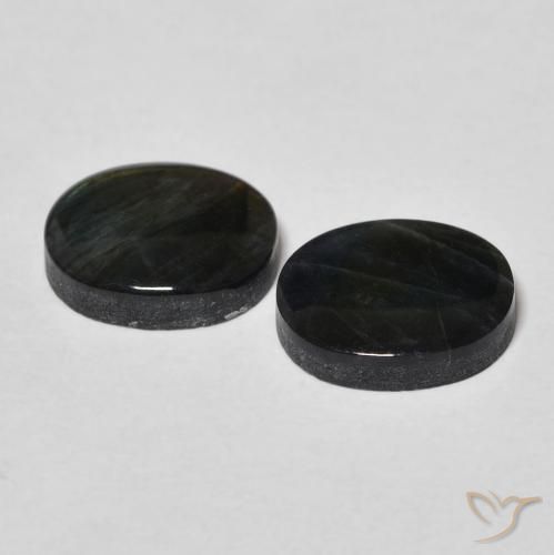 Shop natural 4.17ct Multicolore Spectrolite gems, ovale, from Finlande at GemSelect. In stock, global shipping!