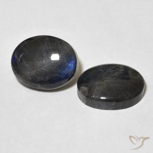 Shop natural 4.40ct Multicolore Spectrolite gems, ovale, from Finlande at GemSelect. In stock, global shipping!