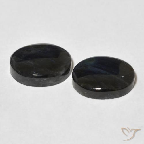 Shop natural 4.42ct Multicolore Spectrolite gems, ovale, from Finlande at GemSelect. In stock, global shipping!