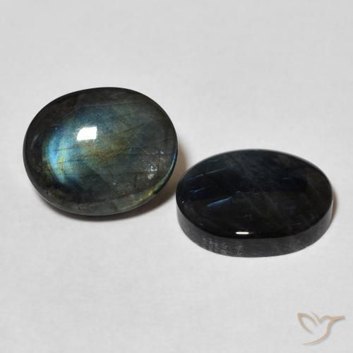Shop natural 4.44ct Multicolore Spectrolite gems, ovale, from Finlande at GemSelect. In stock, global shipping!