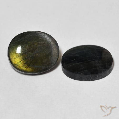 Shop natural 3.65ct Multicolore Spectrolite gems, ovale, from Finlande at GemSelect. In stock, global shipping!