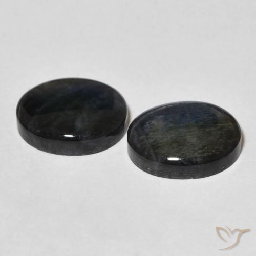 Shop natural 4.34ct Multicolore Spectrolite gems, ovale, from Finlande at GemSelect. In stock, global shipping!