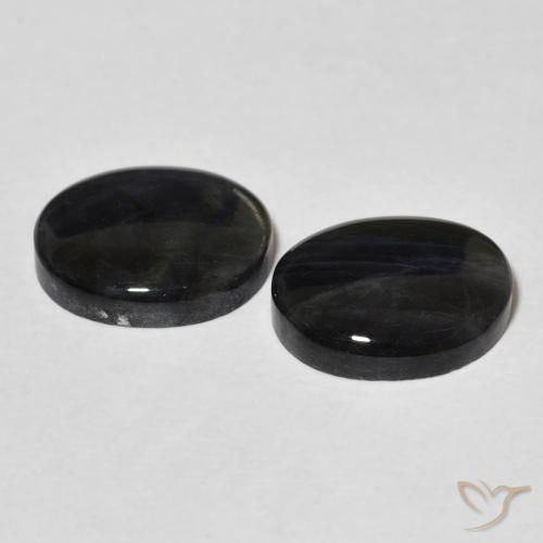 Shop natural 4.16ct Multicolore Spectrolite gems, ovale, from Finlande at GemSelect. In stock, global shipping!