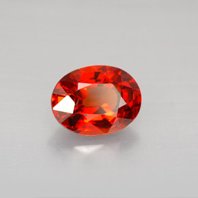 Grenat Spessartite Orange rougeâtre naturelle Coupe ovale, 2.51 ct, VS-SI