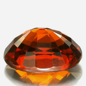 Grenat spessartite orange naturelle coupe ovale, 2,67 ct, VVS-VS