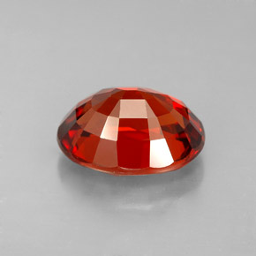Grenat Spessartite Orange rougeâtre naturelle Coupe ovale, 5.81 ct, VVS-VS