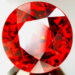 Grenat spessartite orange naturelle coupe roude, 8,88 ct, VVS-VS