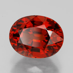Grenat spessartite rouge naturelle coupe ovale, 5,72 ct, VVS-VS