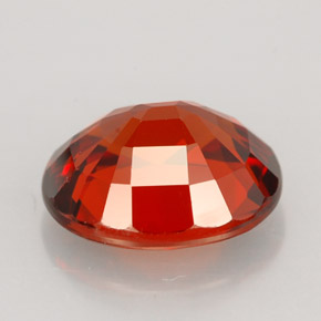Grenat spessartite orange naturelle coupe ovale, 4,57 ct, VVS