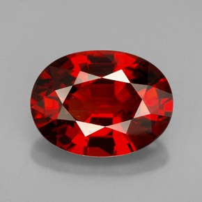 Grenat Spessartite Rouge-orange naturelle Coupe ovale, 5.68 ct, VVS-VS