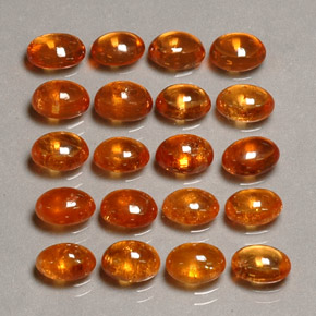 Achetez naturel ct orange grenat spessartite gems, transparent, en provenance namibie chez gemselect. en stock, livraison internationale!
