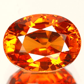 Grenat spessartite orange naturelle coupe ovale, 1,74 ct, VVS-VS