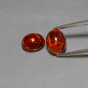 Achetez naturel ct rouge grenat spessartite gems, transparent, en provenance mozambique chez gemselect. en stock, livraison internationale!