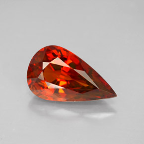 Grenat Spessartite Rouge orange naturelle En forme de poire, 4.03 ct, VS-SI