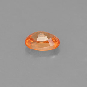 Grenat Spessartite Mandarine Orange naturelle Coupe ovale, 0.74 ct, VS-SI