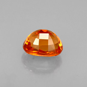 Grenat spessartite orange naturelle coupe ovale, 0,80 ct, VVS