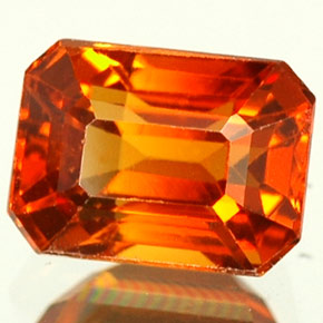 Grenat Spessartite Mandarine Orange naturelle Taille émeraude, 0.91 ct, VVS-VS