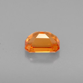 Grenat spessartite orange naturelle taille émeraude, 0,83 ct, VS