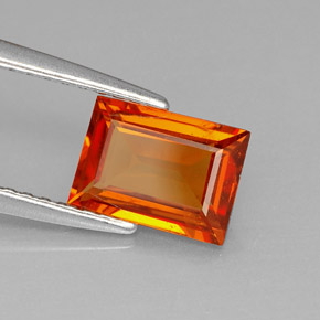 Grenat spessartite orange naturelle baguette, 1,38 ct, VS