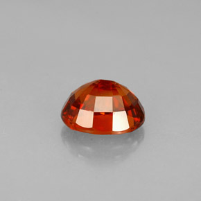 Grenat spessartite orange naturelle coupe ovale, 1,50 ct, VS