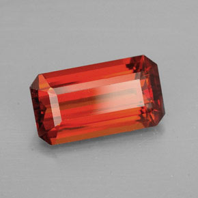 Grenat Spessartite Orange rougeâtre naturelle Taille émeraude, 3.68 ct, VVS-VS