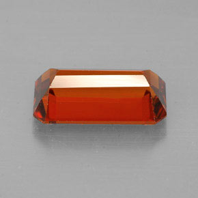 Grenat Spessartite Orange rougeâtre naturelle Taille émeraude, 3.68 ct, VVS-VS
