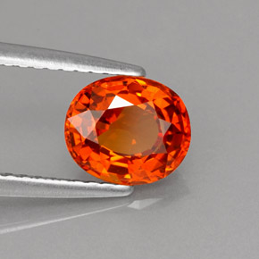 Grenat spessartite orange naturelle coupe ovale, 1,61 ct, VVS-VS