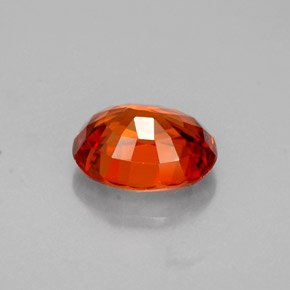 Grenat Spessartite Mandarine Orange naturelle Coupe ovale, 1.36 ct, VVS-VS