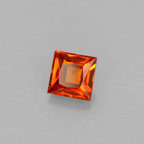 Grenat Spessartite Mandarine Orange naturelle Carré, 0.57 ct, VVS