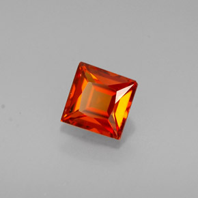 Grenat Spessartite Mandarine Orange naturelle Carré, 0.62 ct, VVS-VS