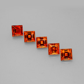 Achetez naturel ct orange grenat spessartite gems, carré, en provenance mozambique chez gemselect. en stock, livraison internationale!