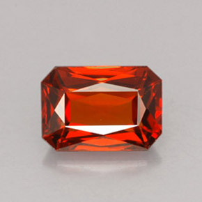 Grenat Spessartite Orange naturelle Taille émeraude, 2.12 ct, VVS
