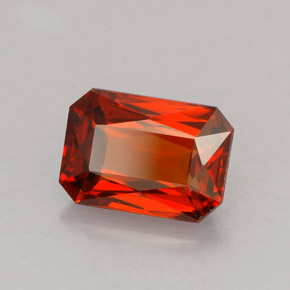 Grenat Spessartite Orange naturelle Taille émeraude, 2.12 ct, VVS
