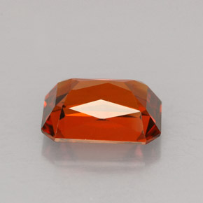 Grenat Spessartite Orange naturelle Taille émeraude, 2.12 ct, VVS