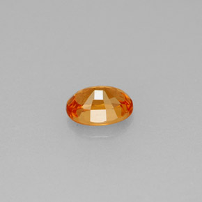 Grenat spessartite orange naturelle coupe ovale, 0,61 ct, VS