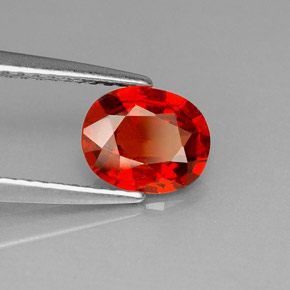 Grenat Spessartite Orange rougeâtre naturelle Coupe ovale, 1.25 ct, VS-SI