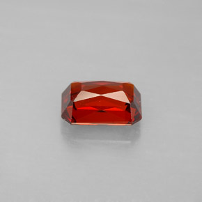Grenat Spessartite Rouge-orange naturelle Taille émeraude, 2.04 ct, VVS-VS