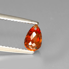 Grenat spessartite orange naturelle briolette, 1,36 ct, VVS-VS