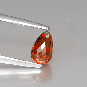 Grenat spessartite orange naturelle briolette, 1,28 ct, VS