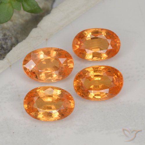 Achetez naturel 2.70ct Ambre orange Grenat Spessartite gems, Coupe ovale, En provenance Mozambique chez GemSelect. En stock, livraison internationale!