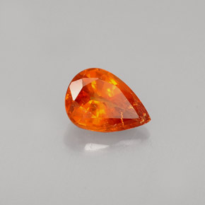 Grenat spessartite orange naturelle en forme de poire, 0,61 ct, VS