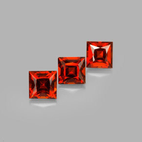 Achetez naturel ct orange grenat spessartite gems, carré, en provenance mozambique chez gemselect. en stock, livraison internationale!
