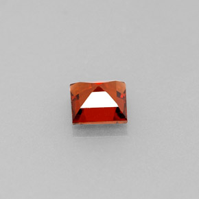 Grenat spessartite orange naturelle carré, 0,49 ct, VVS-VS