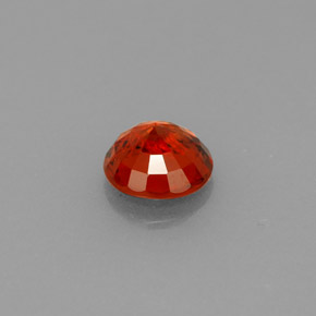 Grenat spessartite orange naturelle coupe roude, 0,65 ct, VVS-VS