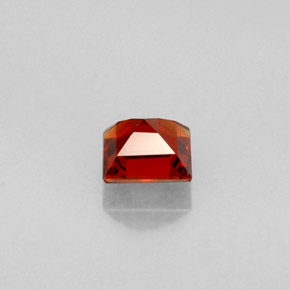 Grenat spessartite orange naturelle carré, 0,34 ct, VVS-VS