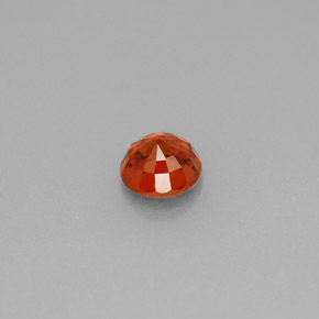 Grenat spessartite orange naturelle coupe roude, 0,70 ct, VVS