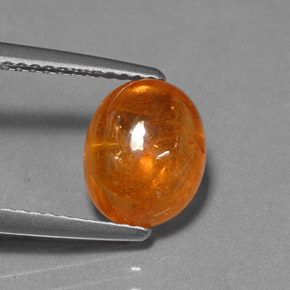 Grenat spessartite orange naturelle coupe ovale, 4,22 ct, translucide
