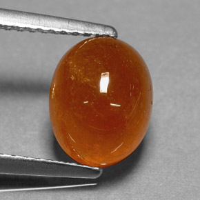 Grenat spessartite orange naturelle coupe ovale, 4,46 ct, translucide