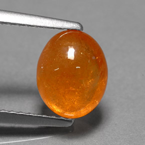 Grenat spessartite orange naturelle coupe ovale, 3,06 ct, translucide