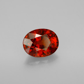 Grenat spessartite orange naturelle coupe ovale, 3,61 ct, VS